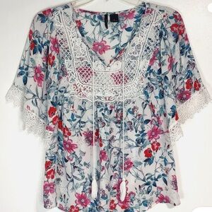 New Directions Floral Crochet Blouse - Pink and Blue